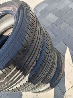 Predám 4x letne pne. 225 60 r17 hankok - 2