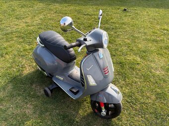 JAMARA skuter Vespa Ride On - 2