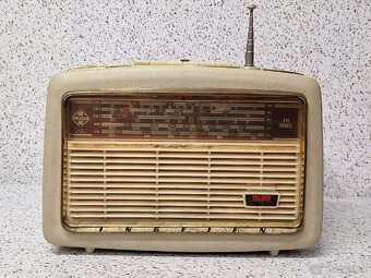 INGELEN TR 1005 》 Starožitné kabelkové prenosné radio - 2