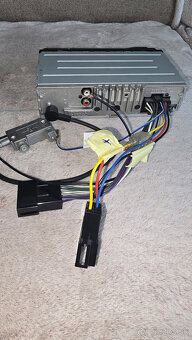 Predam autoradio sony - 2