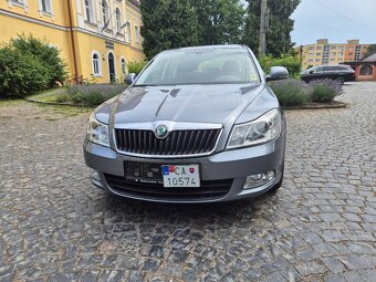 Škoda Octavia 1.2 TSI Ambiente 110 000KM - 2