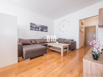 Nová ponuka- 100 m2 4-izbový byt- Kompletne zrekonštruovaný- - 2