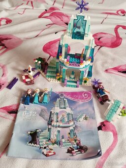 Stavebnica Frozen hrad, disney auto - 2