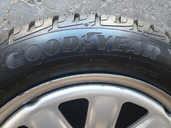 Zimné 205/55 r16 Good Year na diskoch 5x112 - 2