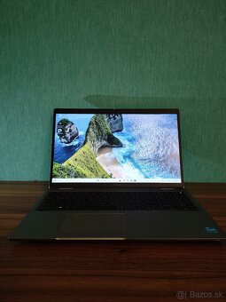 Dell Latitude 5520 – Intel Core i3-1125G4 | 8 GB RAM | 256 G - 2