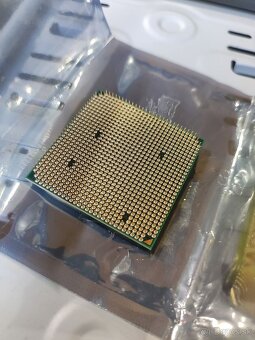 AMD FX-4130 - 2
