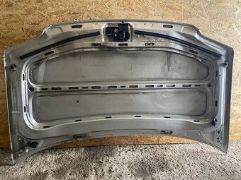 Predná kapota touran 2003-2006 - 2