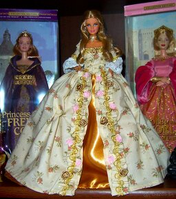 Barbie bábiky-historické kostýmy - 2