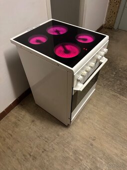 Elektricky sporak Elektrolux - 2