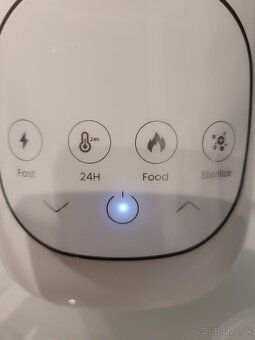 Ohrievač detských fliaš. - 2