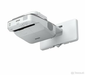 EPSON EB-685W 3LCD WXGA projektor - 2