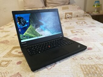 Lenovo. i5-4 gen. SSD 256 GB. RAM 16 GB. 14“ HD. - 2