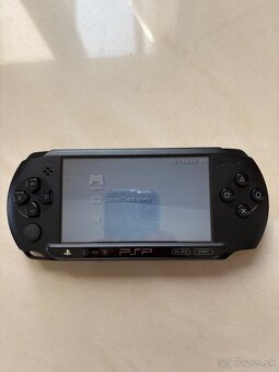 Sony Playstation Portable Pack + Hry - 2