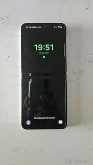 Predám Samsung Galaxy Z Flip 5 512GB - 2