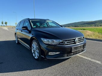 VW PASSAT R-LINE Variant 2.0 TDI DSG 4motion - 2