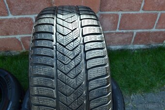 225/60 R17 Pirelli Winterb Sottozero3 - 2