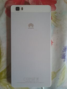 Predam telefon Huawei P8 Lite-cena 20 Eur - 2
