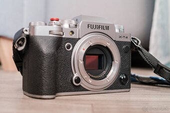 Fujifilm X-T4 - 2