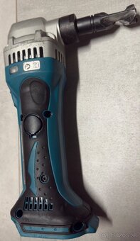 Makita aku prestrihavac plechu rok 2024 - 2