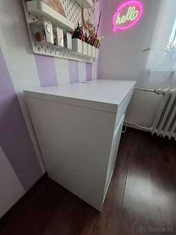 Pracovný stôl MICKE, biely - 2