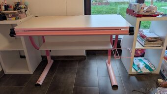 Krásny písací stôl pre dievča 👧 - 2