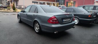 Mercedes Benz E W211 - 2