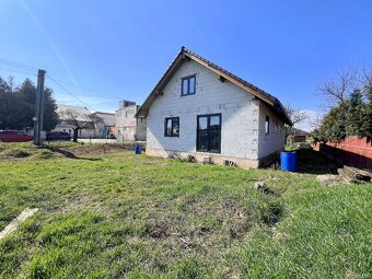 predaj NOVOSTAVBA v obci Rybany s pozem. 835 m² - 2
