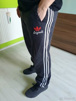 Tepláky pánske, zn. Adidas Originals - tmavošedé - 2