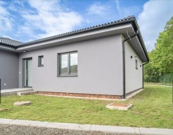 Elegantná novostavba RD s dvojgarážou v Suchohrade - 2