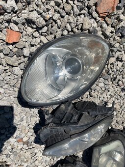 Mercedes r class w251 halogen predne svetla - 2