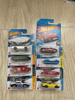 Hotwheels modely - 2