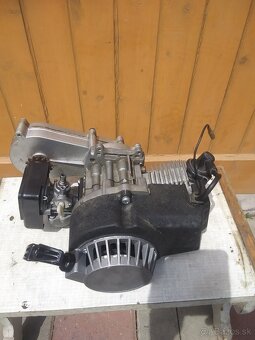 motor na minibike stvorkolka  60 cm3 - 2