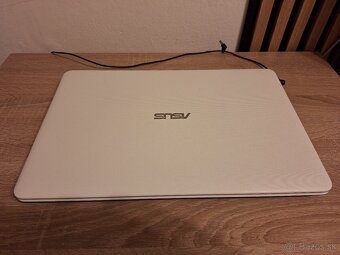 Herný notebook ASUS X751L - 2