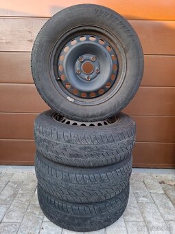 zimná sada VW Group 5x112R15 + original puklice VW - 2