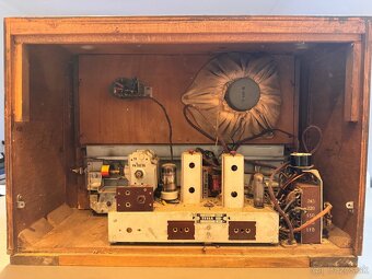 Vintage rádio TESLA 618A (cca 1952) + elektrónka AZ11 - 2