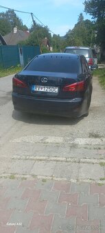 Lexus is 220d - 2