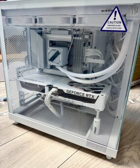 TOP Zostava RTX 5070 Ti - 64GB RAM - Ultra 7 265KF - 2