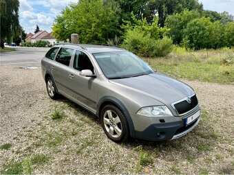 Škoda Octavia Scout 2.0 TDi 4x4 - 2