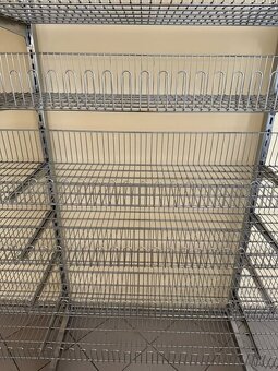 Zariadenie na 300 metrový obchod s textilom - 2