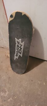 Skateboard detský - 2