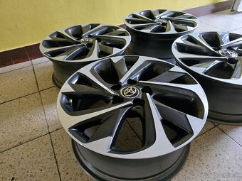Originál alu disky TOYOTA – R17, 5×114,3 - 2