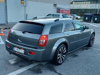 Chrysler 300C CRD, tourer - 2