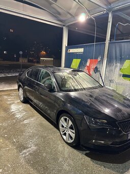 Škoda Superb - 2