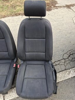 Predám predné sedadlá na Audi A4 B6 - 2