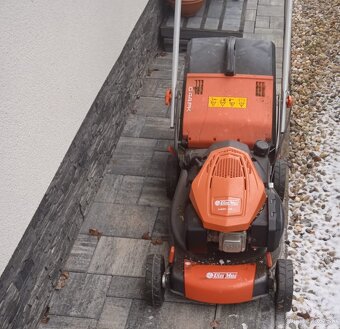 Benzinova kosačka - 2