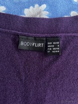 Úpletové šaty - 2