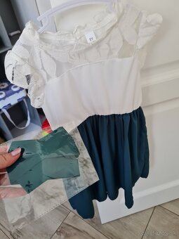 Elegantné bielo-zelené šaty - 2
