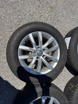 VW Passat 215/60R16 - 2