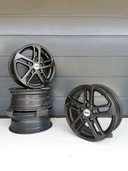 Dacia Duster ,Jogger Alu disky 5x114.3 6.5x16 ET50 - 2