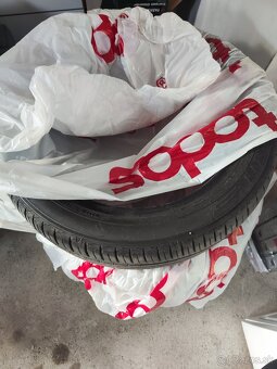Pneumatiky Falken 215/50 R18 92V - 2
